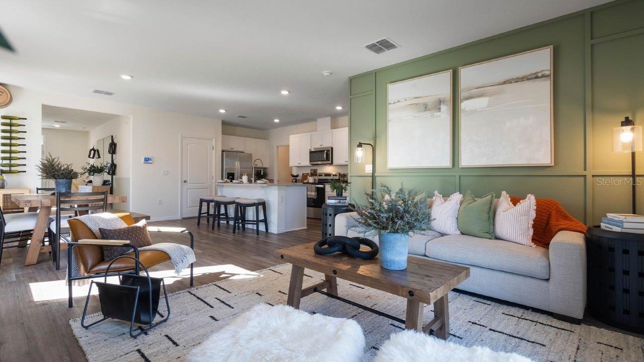 HAWTHORNE RANCH - Residential