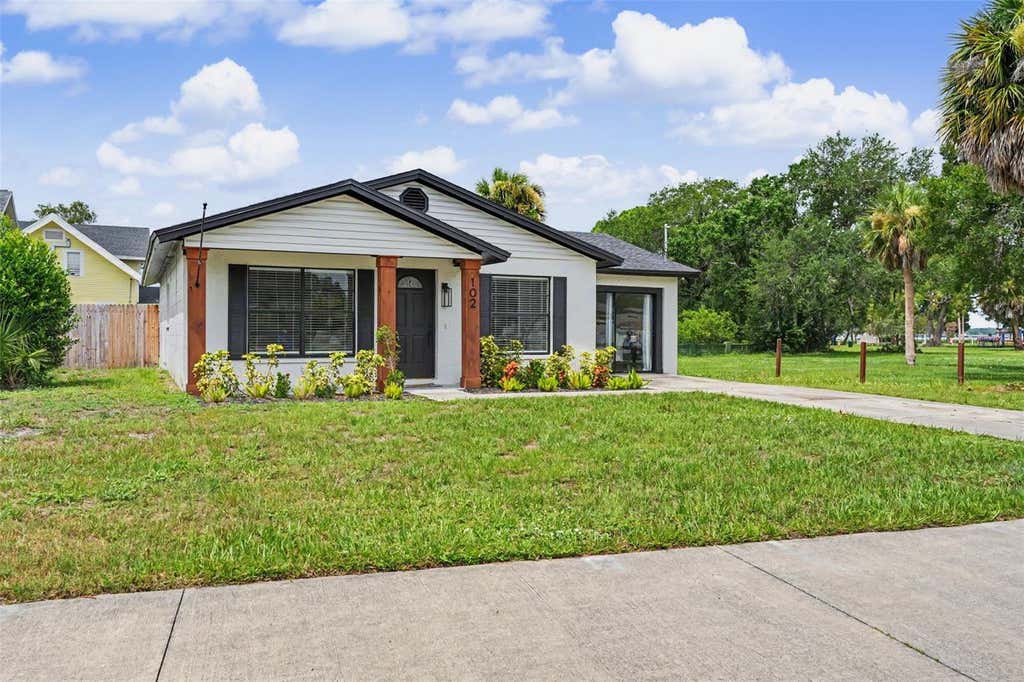 Photo of 102 Shore Drive E, Oldsmar, FL 34677 (MLS # O6425984)