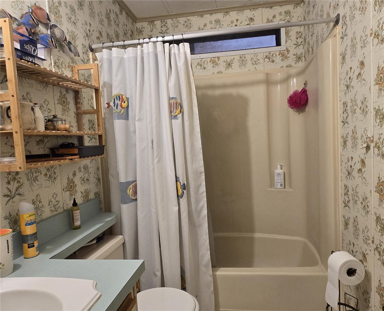 BANBURY VILLAGE CONDO - Residential