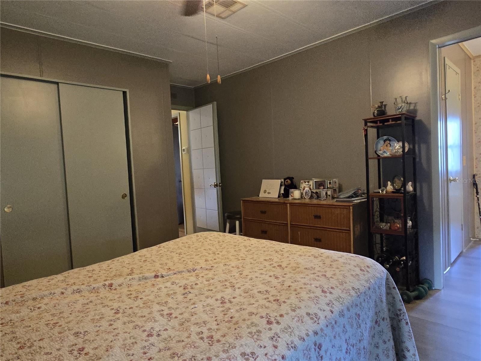 BANBURY VILLAGE CONDO - Residential