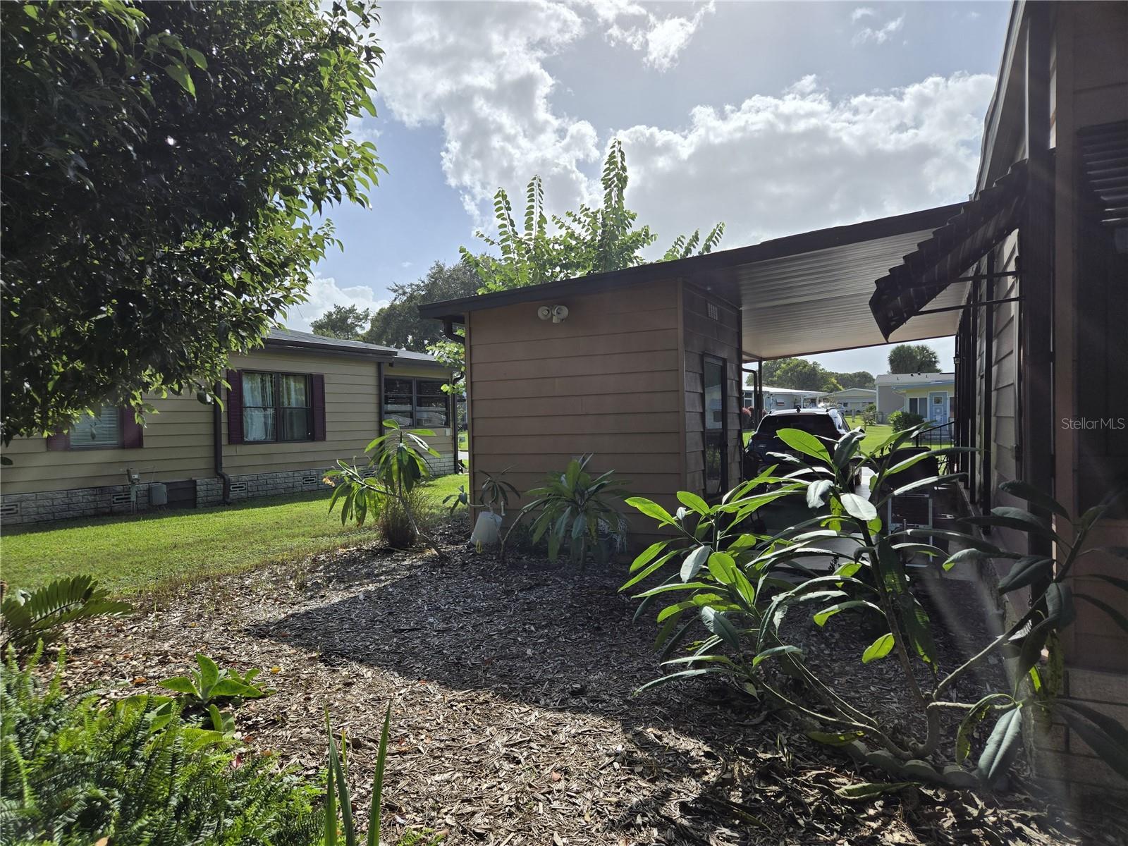 BANBURY VILLAGE CONDO - Residential