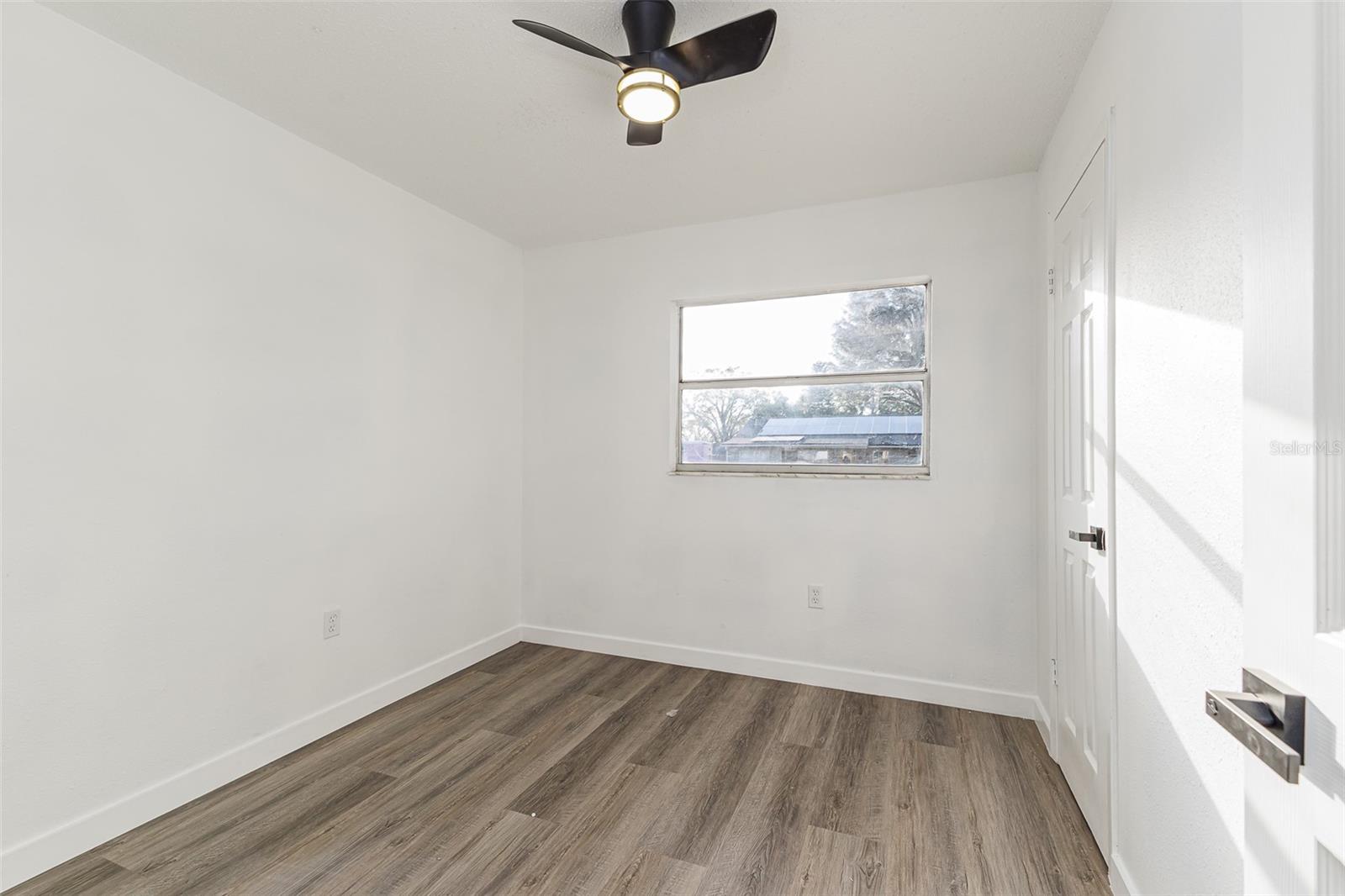 GROVE ESTATES SECOND ADD - Residential