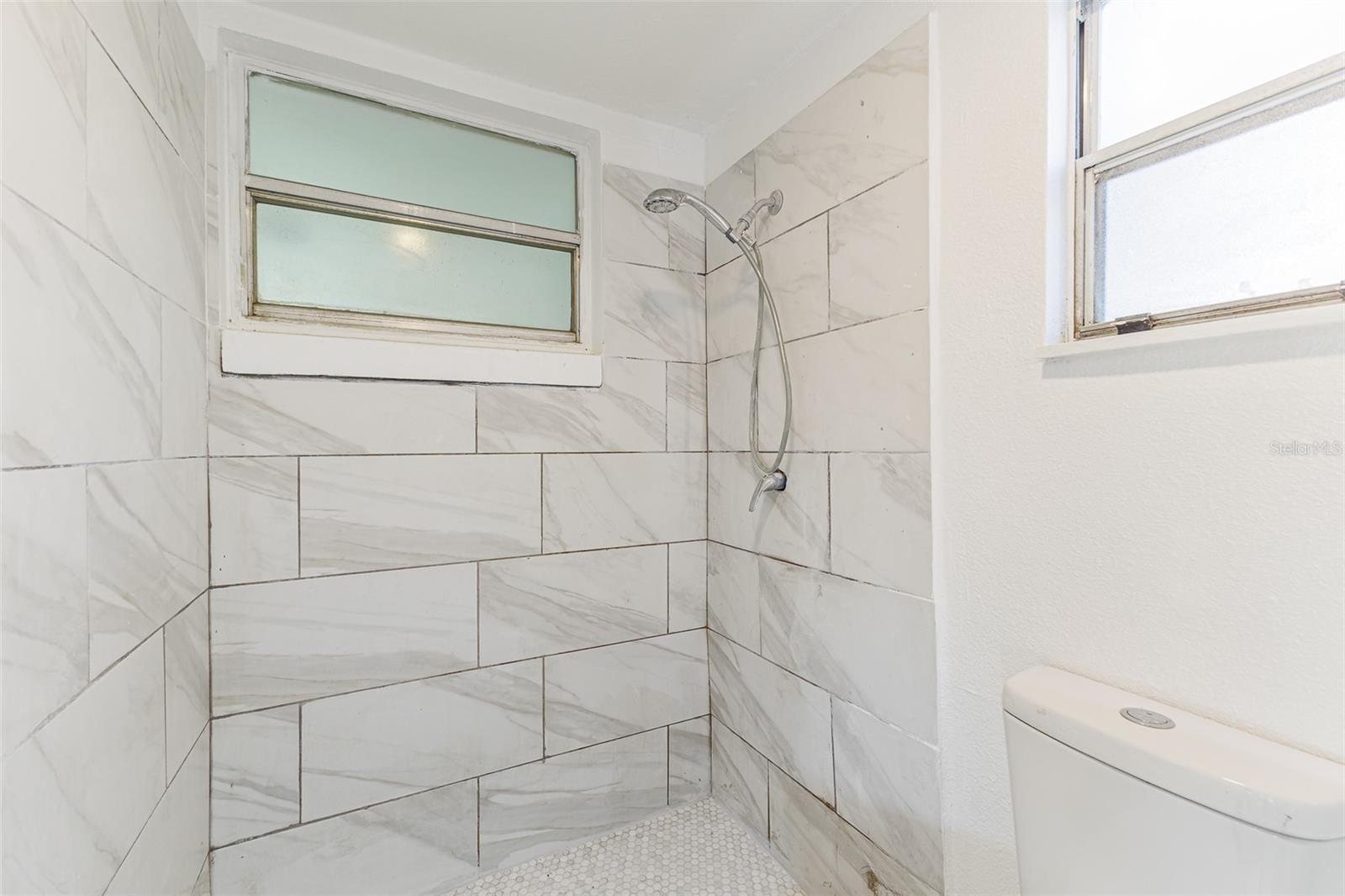 GROVE ESTATES SECOND ADD - Residential