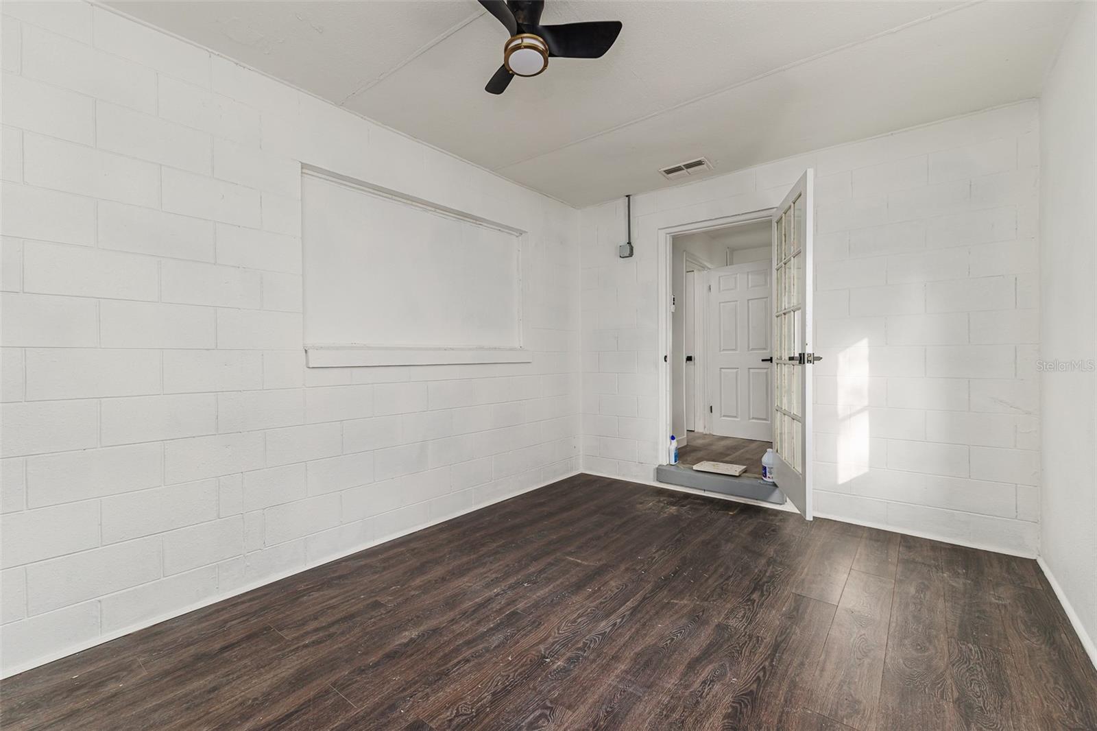 GROVE ESTATES SECOND ADD - Residential