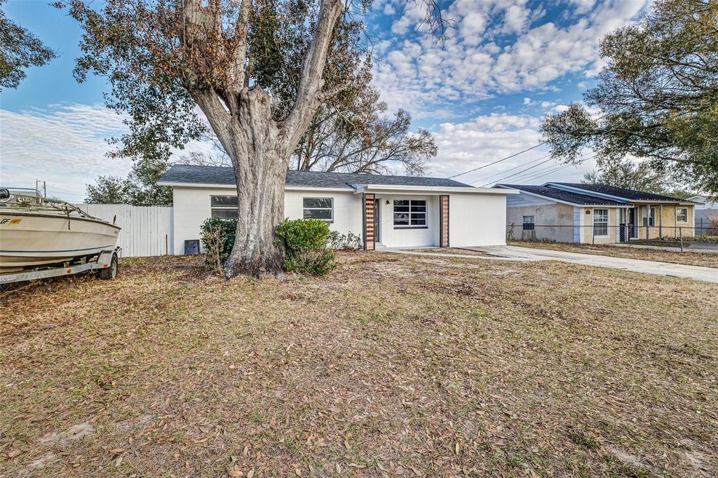 Photo of 661 Duncan Circle E, Auburndale, FL 33823 (MLS # O6382716)