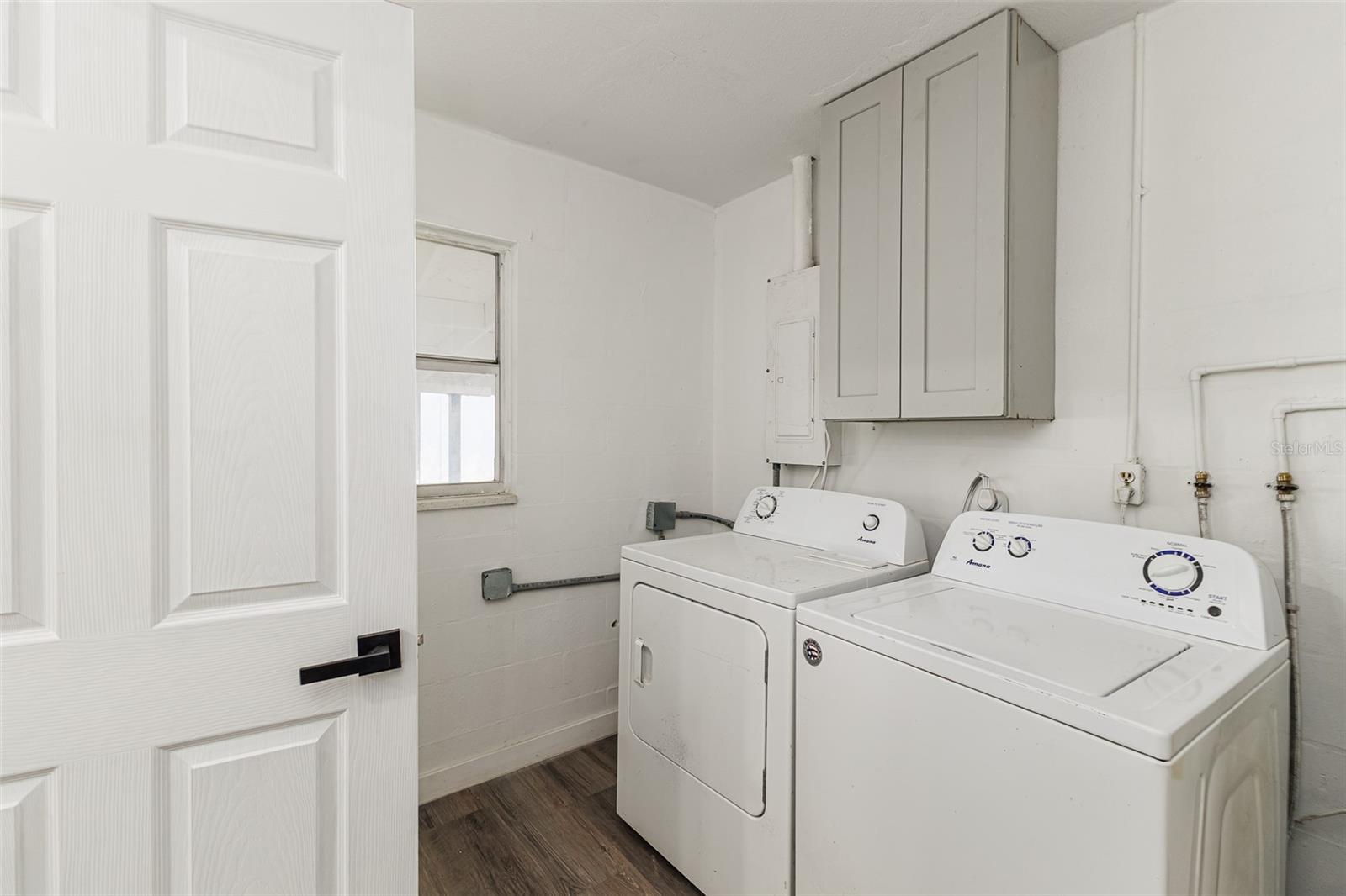 GROVE ESTATES SECOND ADD - Residential