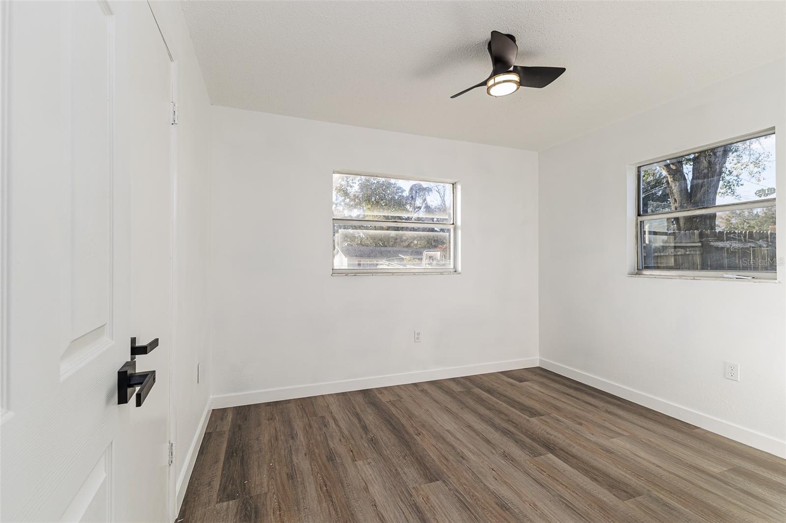 GROVE ESTATES SECOND ADD - Residential