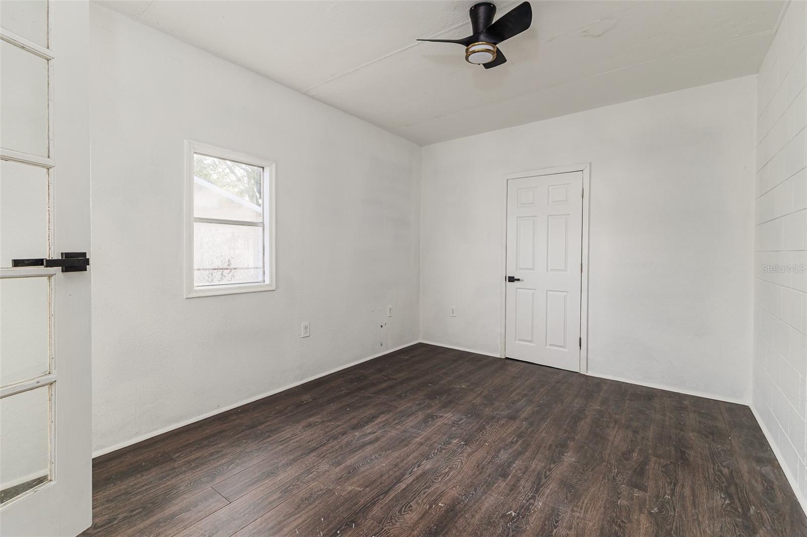 GROVE ESTATES SECOND ADD - Residential