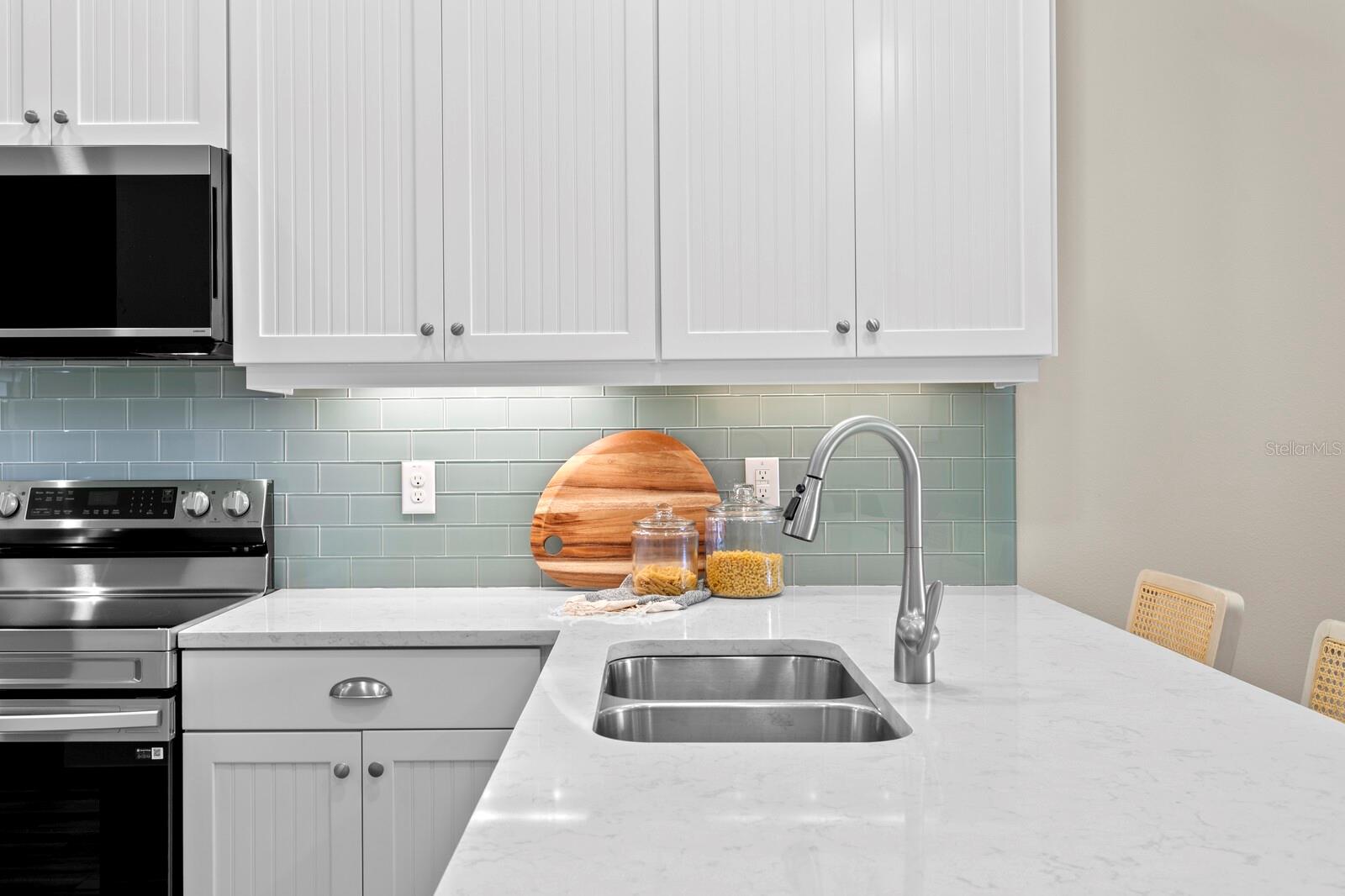 THE COVE AT LOGGERHEAD MARINA - Residential