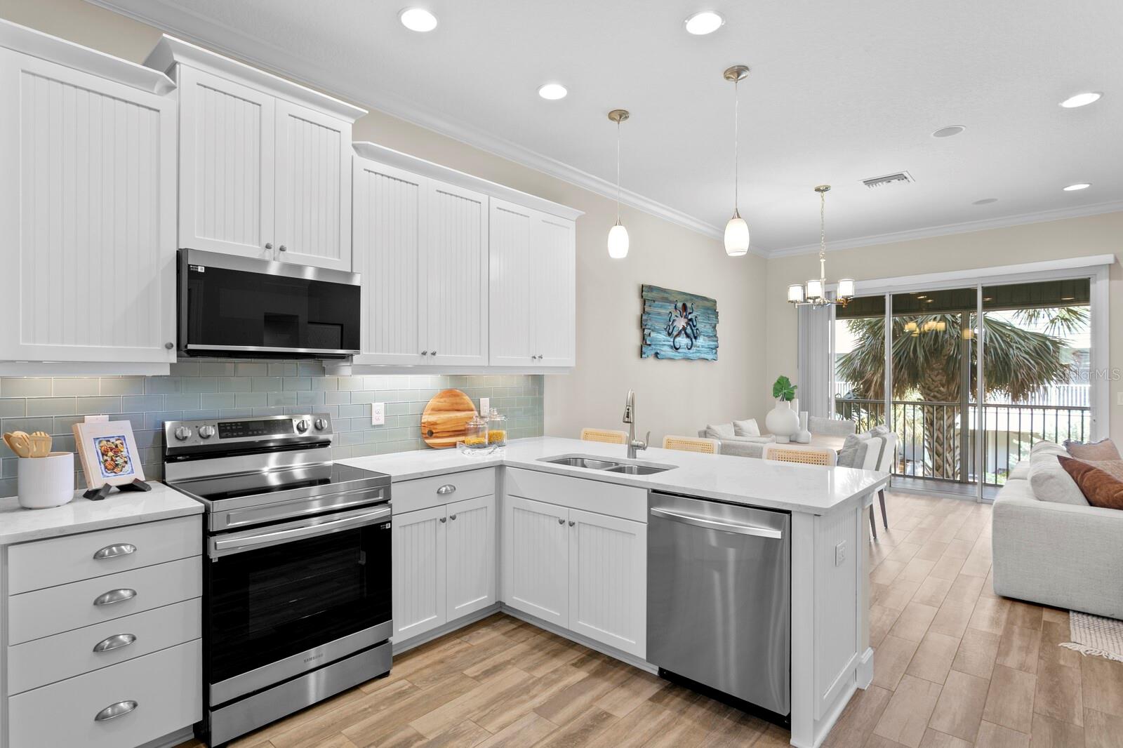 THE COVE AT LOGGERHEAD MARINA - Residential