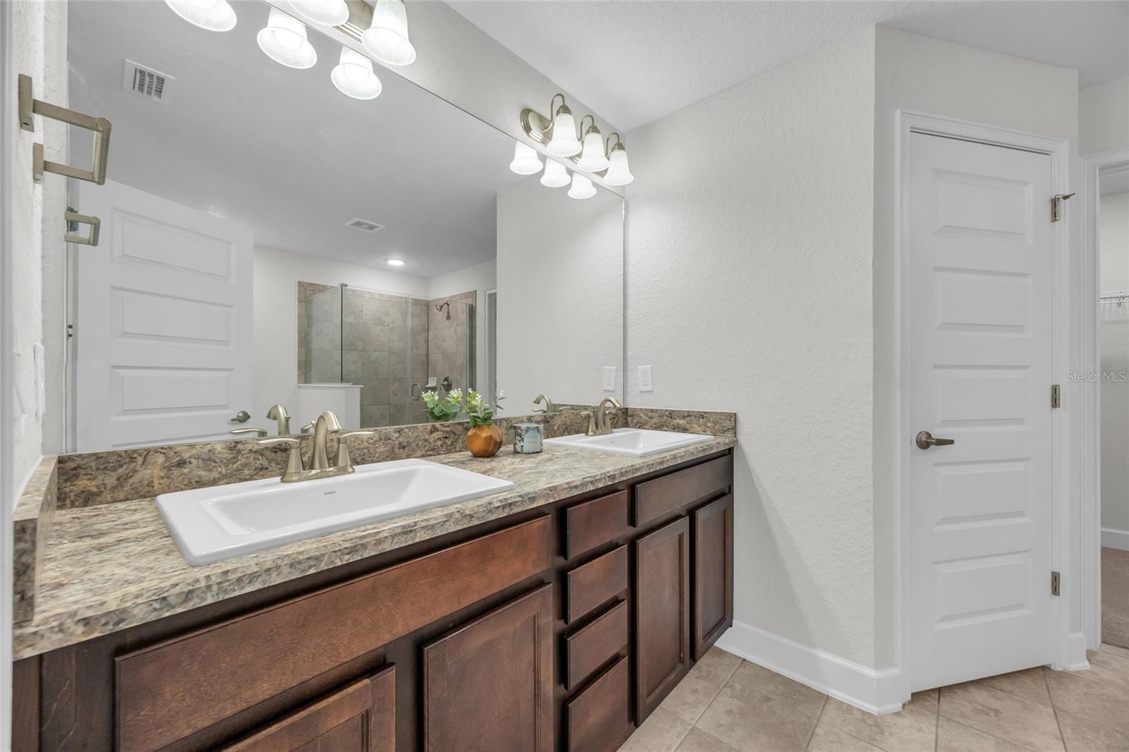 MARION OAKS UN 03 - Residential
