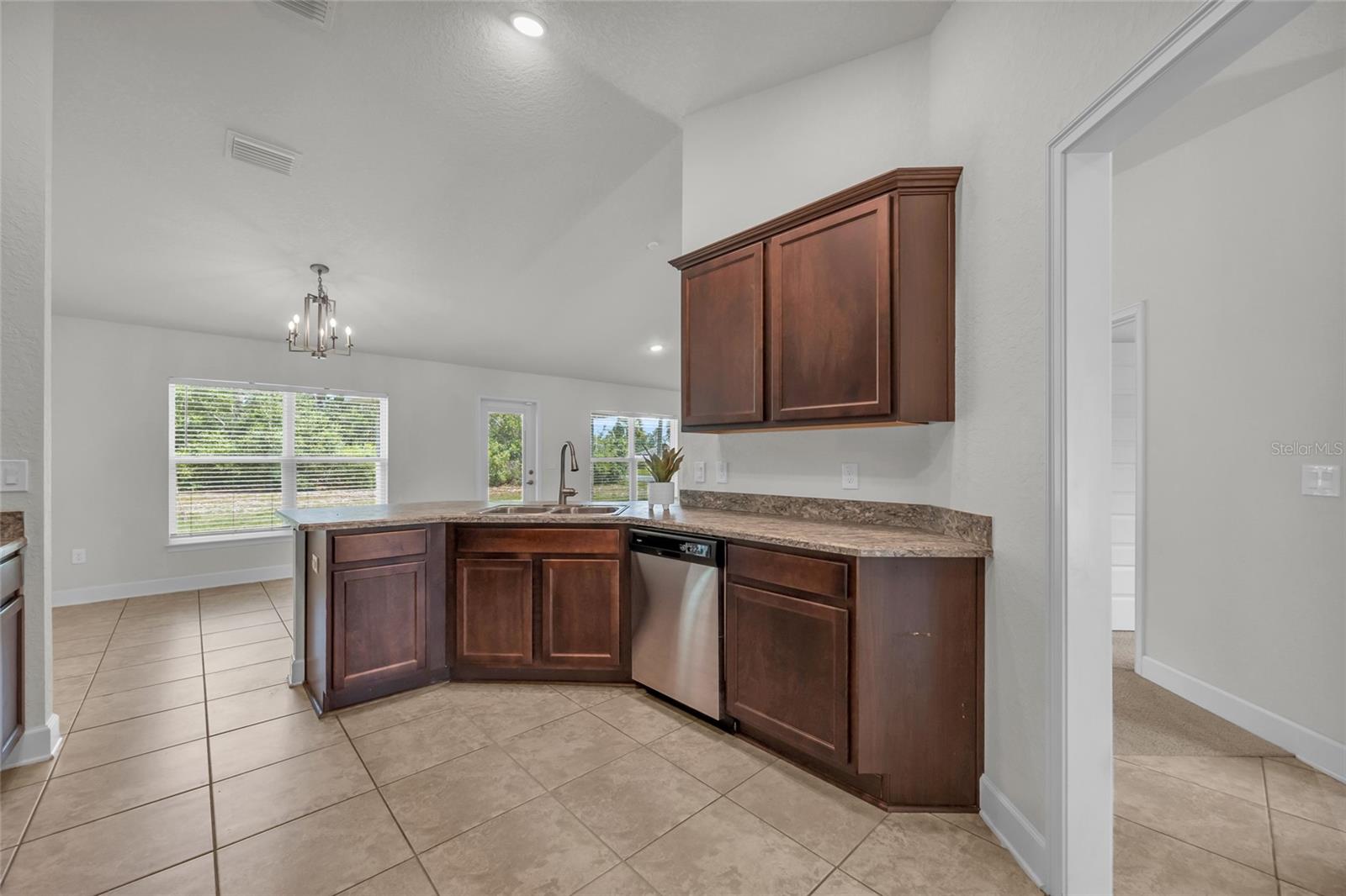 MARION OAKS UN 03 - Residential