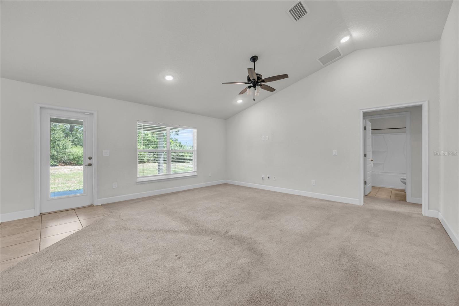 MARION OAKS UN 03 - Residential