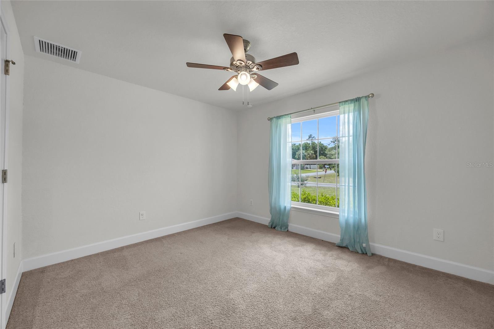 MARION OAKS UN 03 - Residential