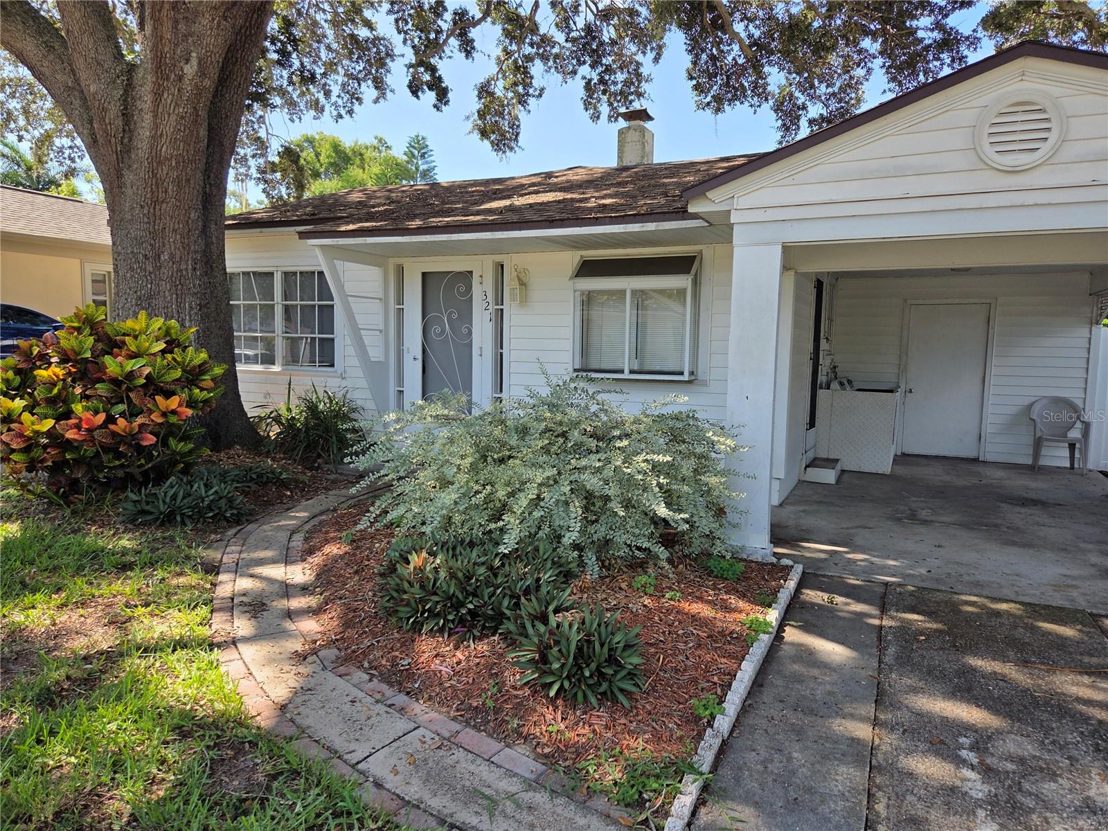 321 WILDWOOD WAY