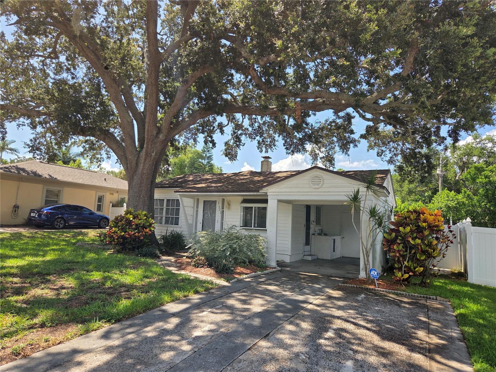 321 WILDWOOD WAY