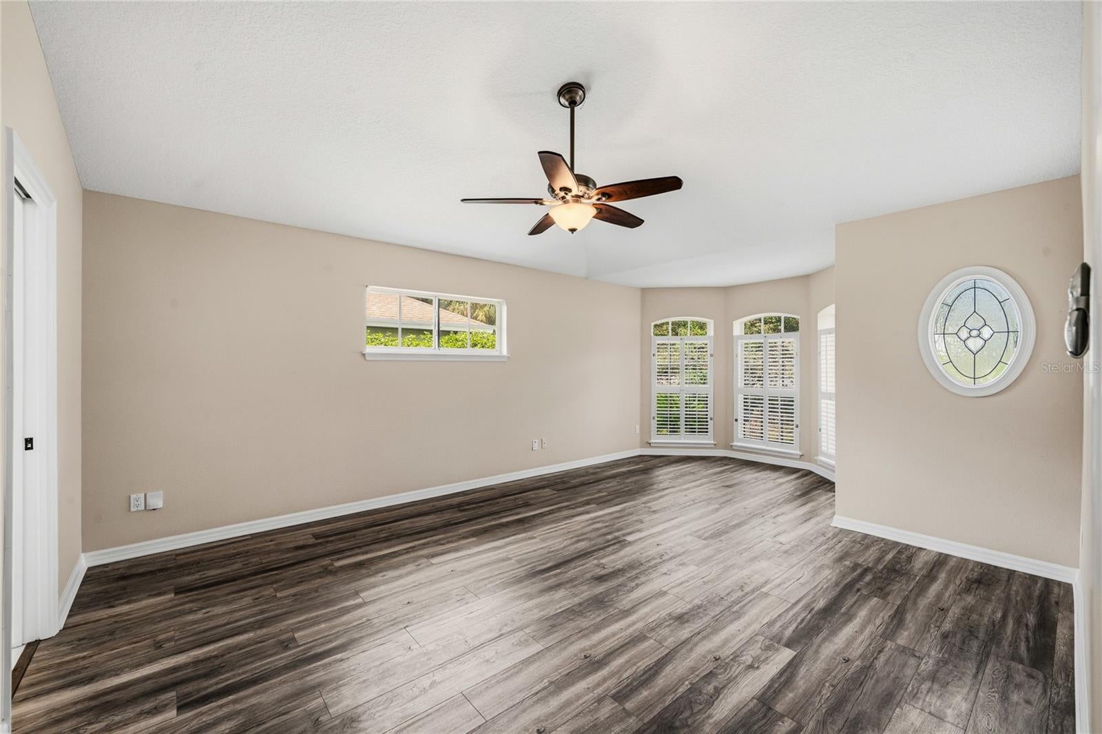 99 HOLLOW PINE DRIVE