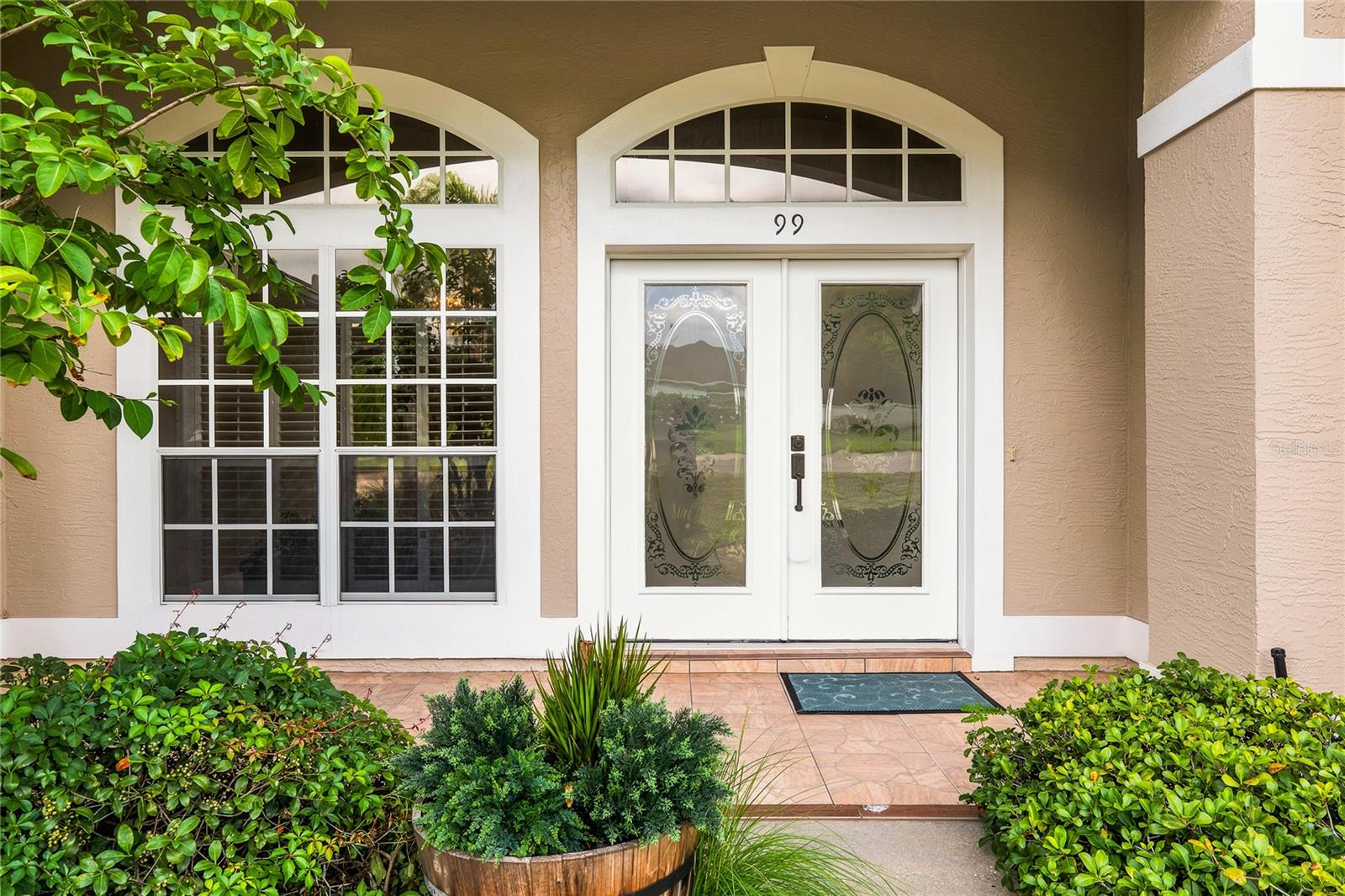 99 HOLLOW PINE DRIVE