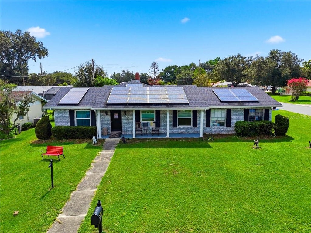 Photo of 408 Lanier Lane, Winter Haven, FL 33884 (MLS # O6428832)