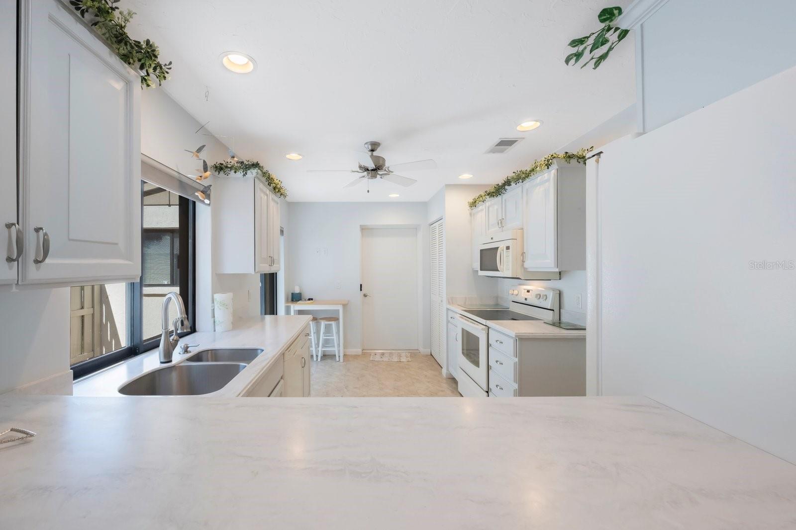 THE VILLAS AT WILD OAK BAY I, II & III - Residential Lease