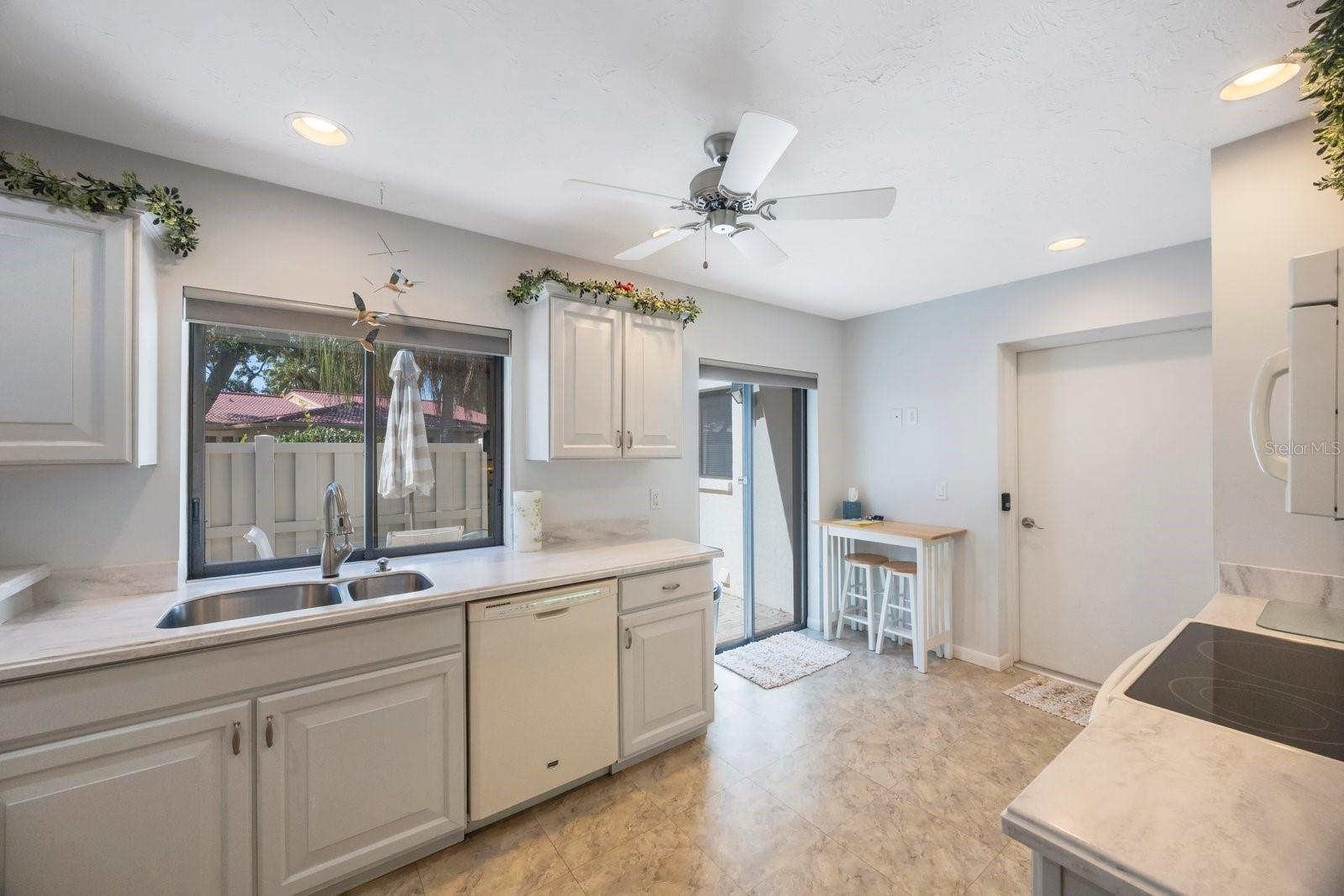 THE VILLAS AT WILD OAK BAY I, II & III - Residential Lease