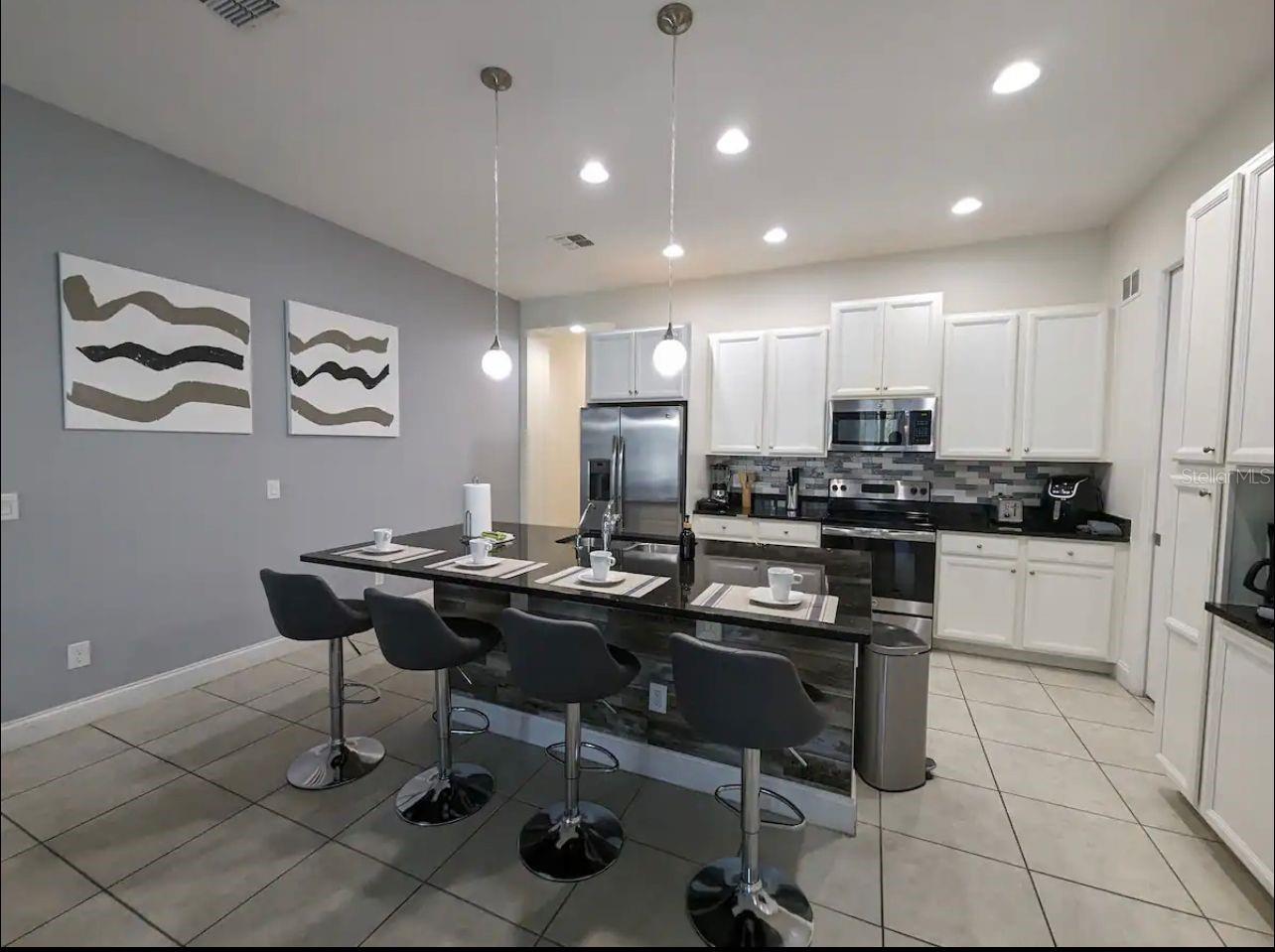 FESTIVAL PH 1 - Residential