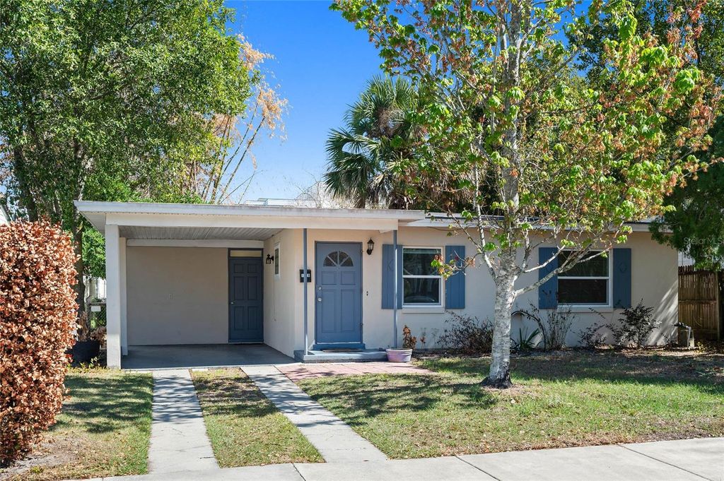 Photo of 1629 Dauphin Ln, Orlando, FL 32803 (MLS # O6409045)