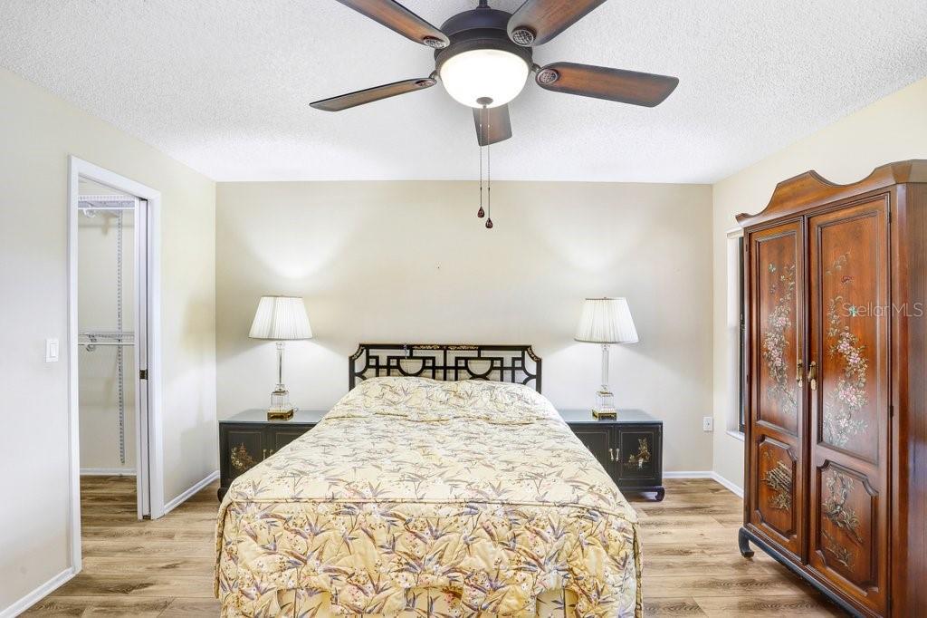 VILLAGE OAKS SEC C - Residential