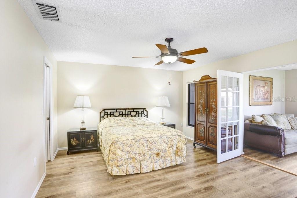 VILLAGE OAKS SEC C - Residential