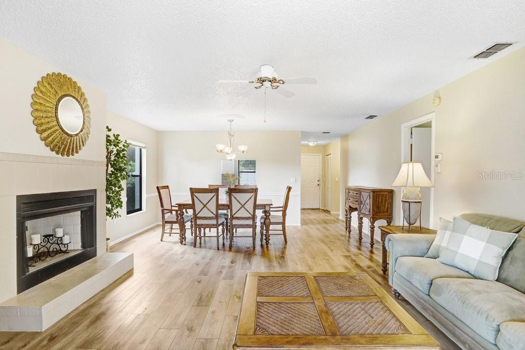 VILLAGE OAKS SEC C - Residential