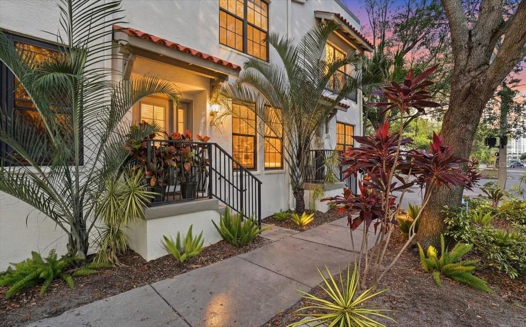 Photo of 607 3rd Avenue S, St Petersburg, FL 33701 (MLS # TB8464248)