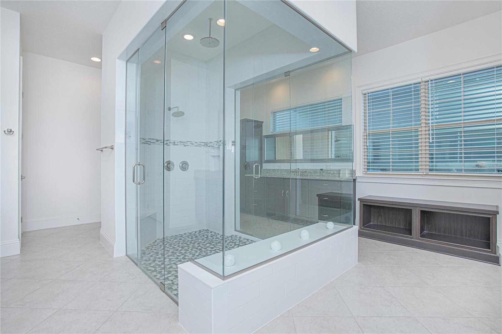 EAGLE CREEK - Residential