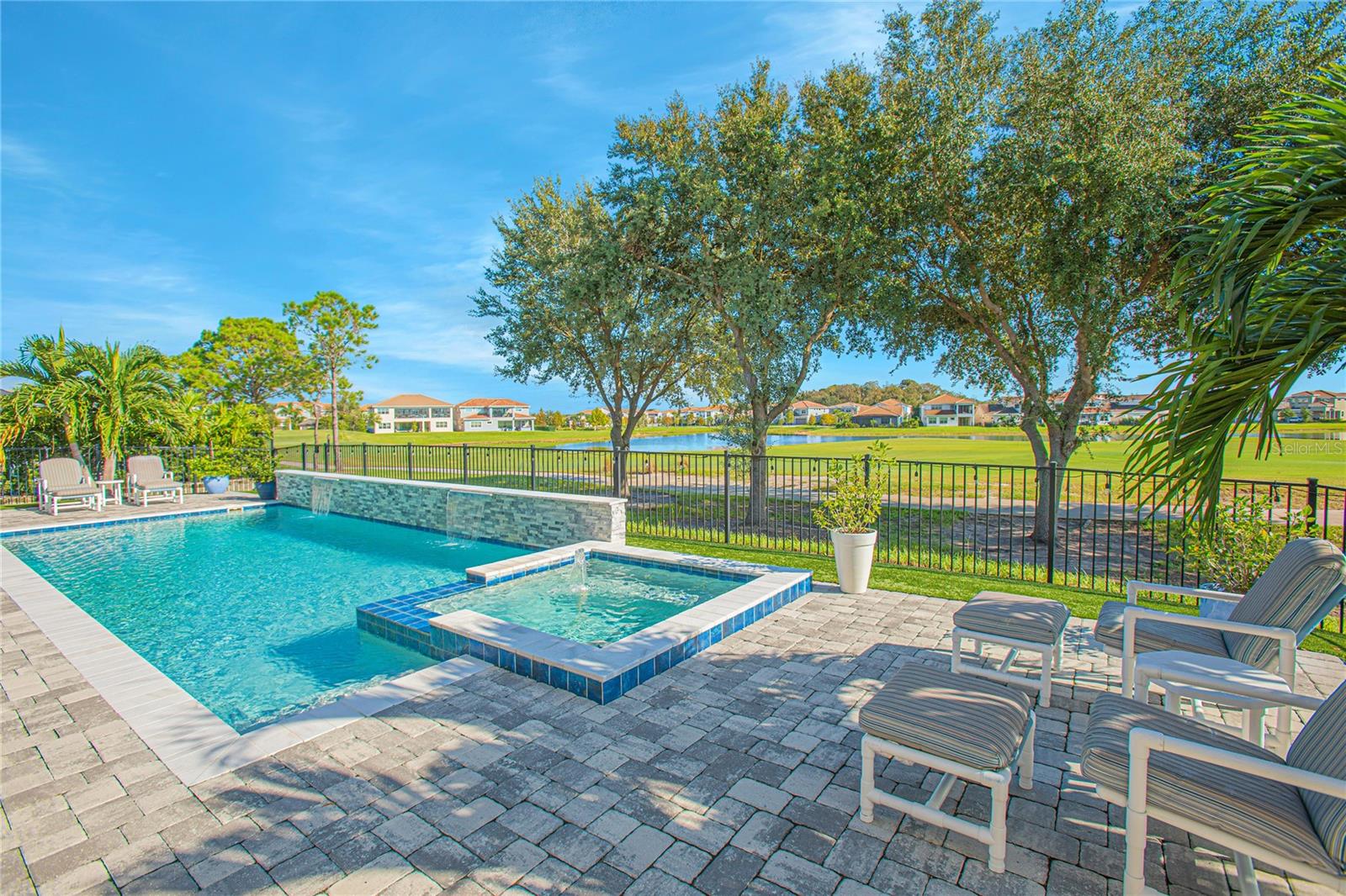 EAGLE CREEK - Residential