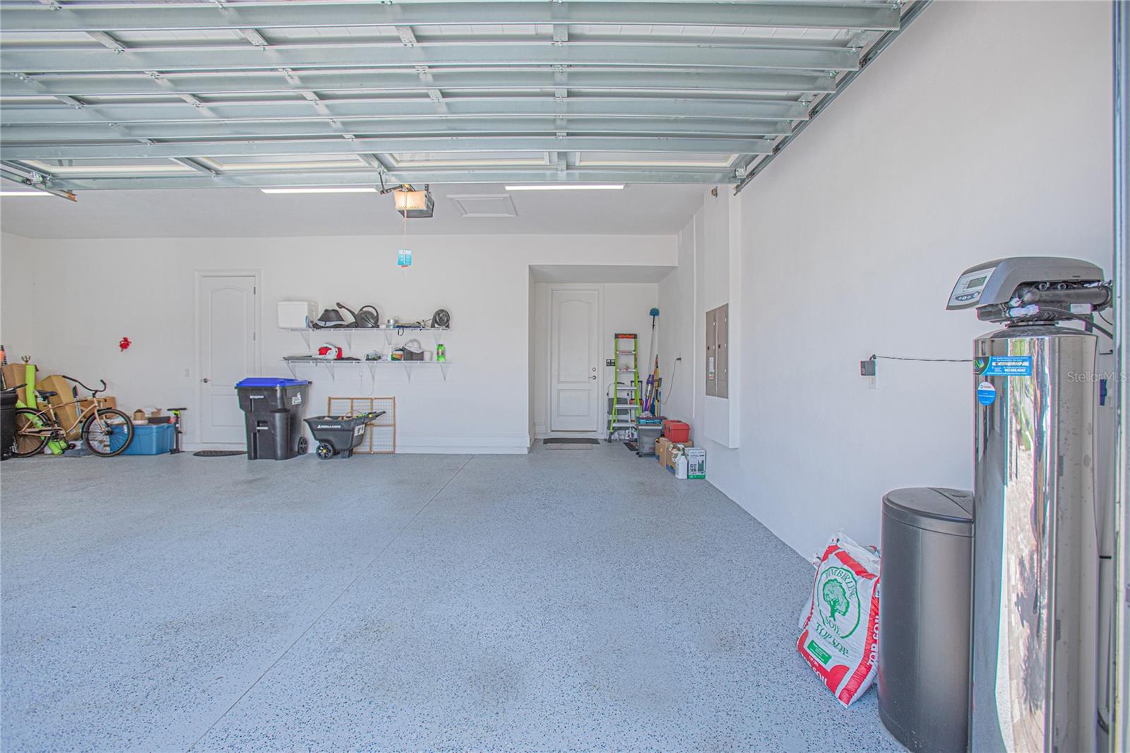 EAGLE CREEK - Residential