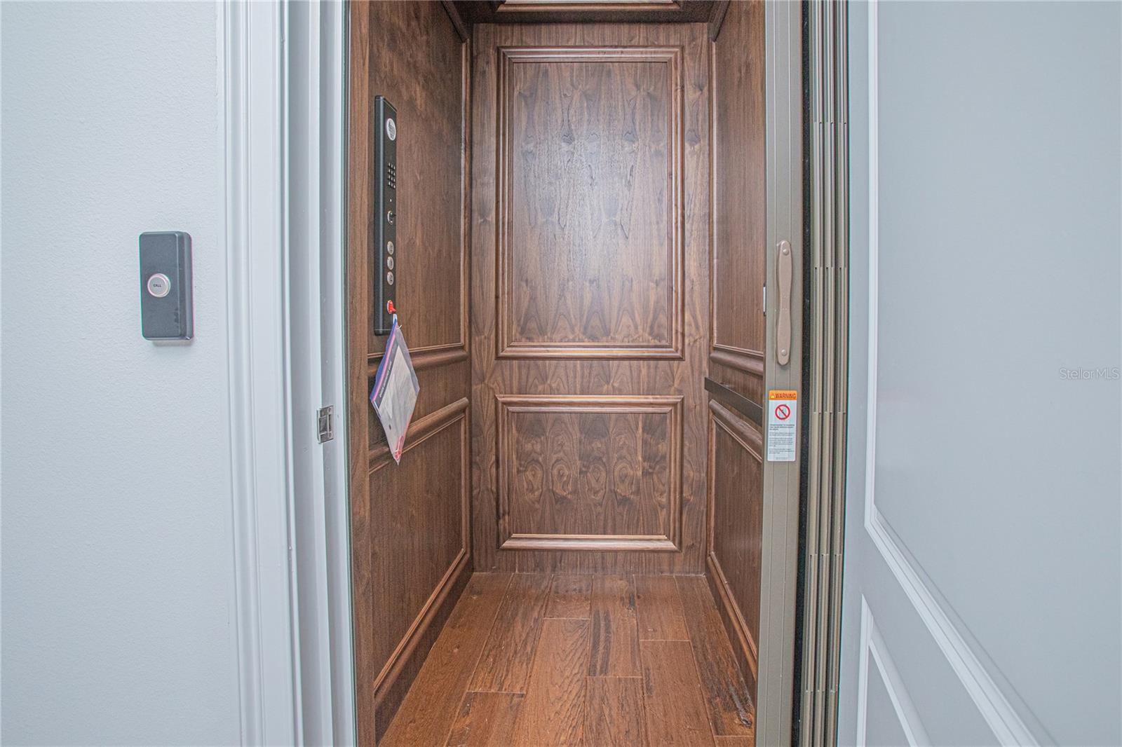 EAGLE CREEK - Residential