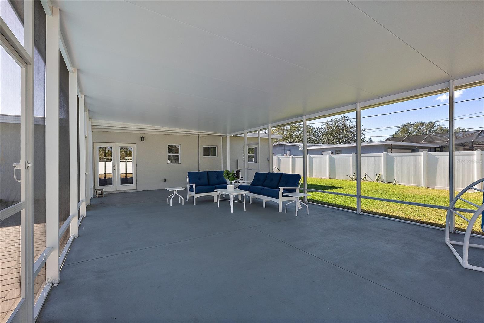 PASADENA ON THE GULF SEC B - Residential Lease