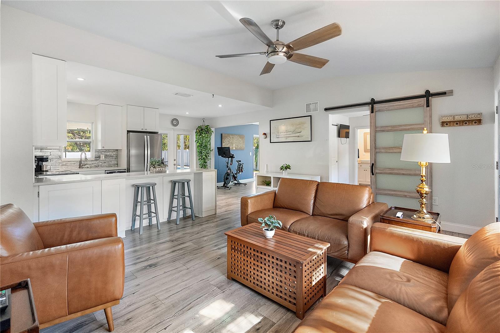 PASADENA ON THE GULF SEC B - Residential Lease