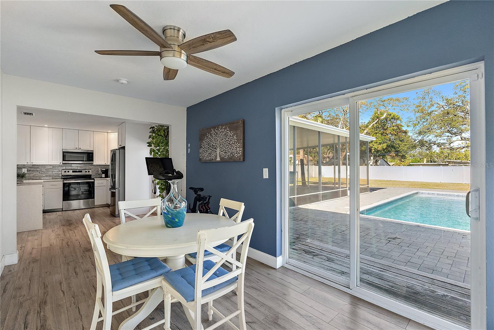 PASADENA ON THE GULF SEC B - Residential Lease