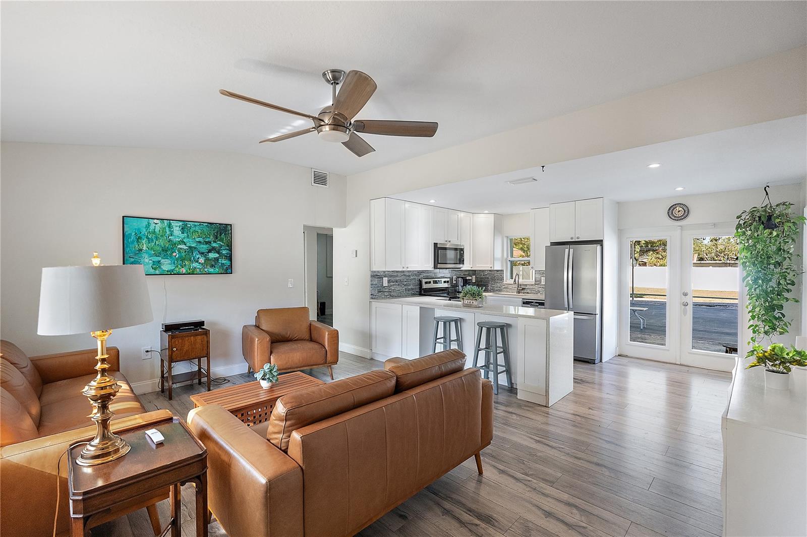 PASADENA ON THE GULF SEC B - Residential Lease