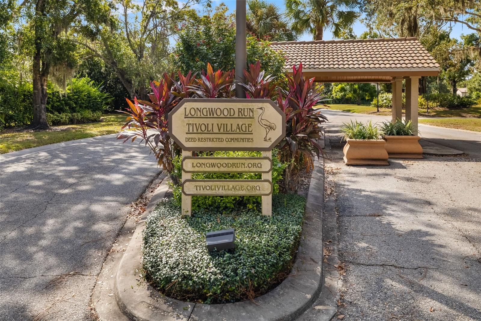 LONGWOOD VILLAS - Residential