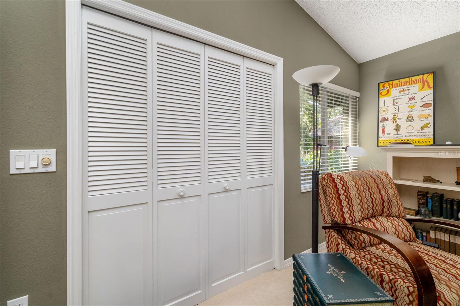 LONGWOOD VILLAS - Residential