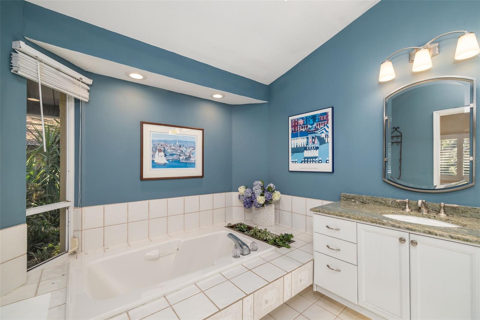 LONGWOOD VILLAS - Residential