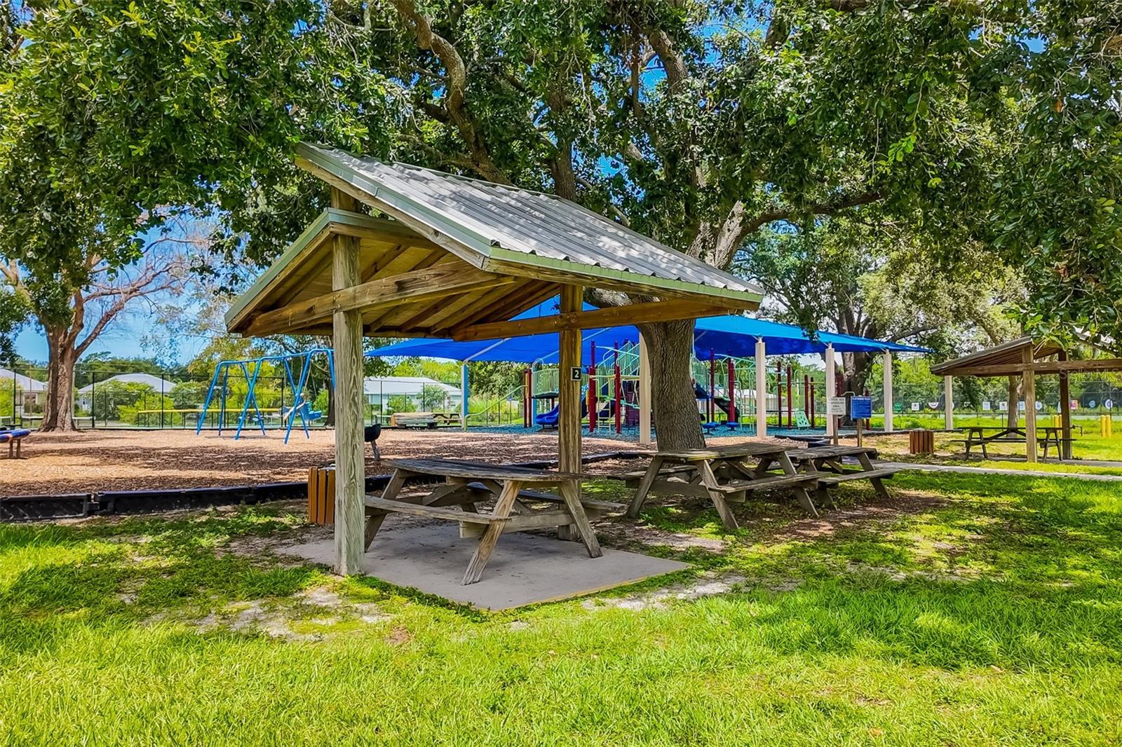 LONGWOOD VILLAS - Residential