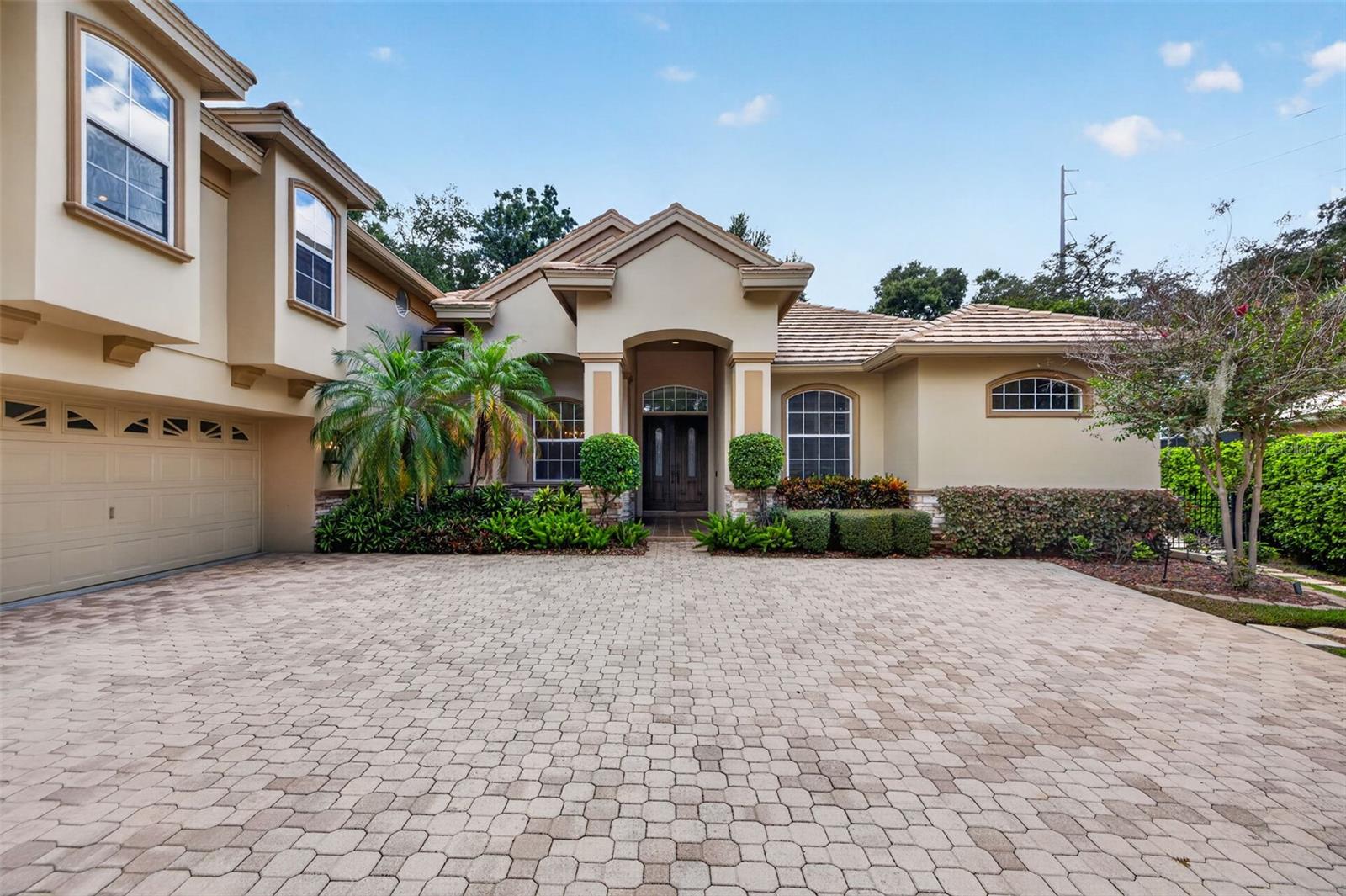 1516 CANOPY OAKS BOULEVARD