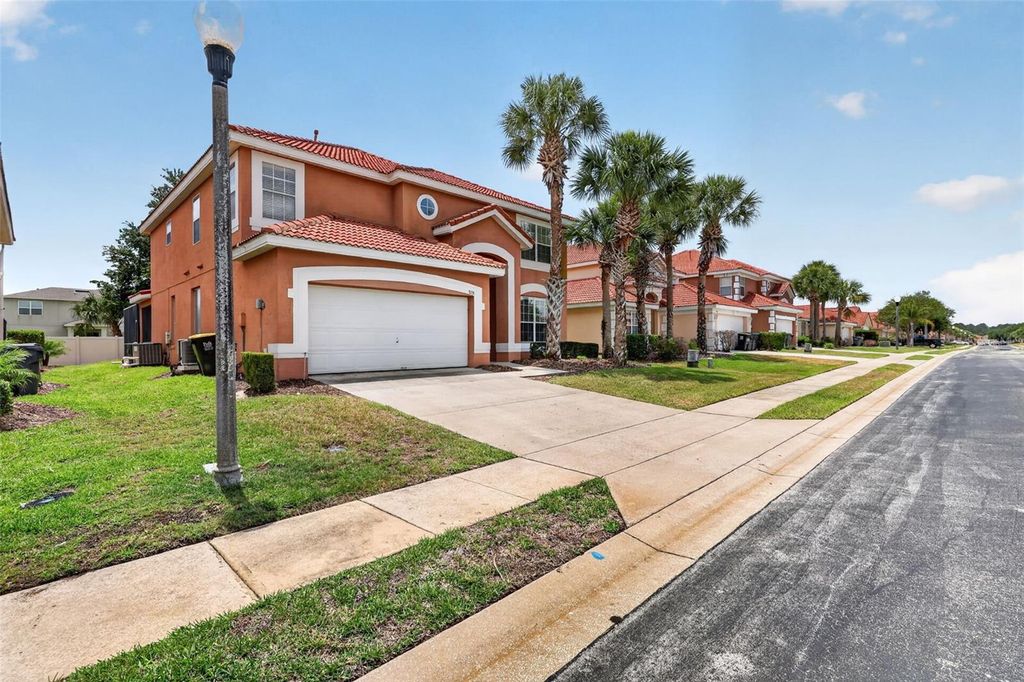 Photo of 928 Solana Circle, Davenport, FL 33897 (MLS # S5150470)