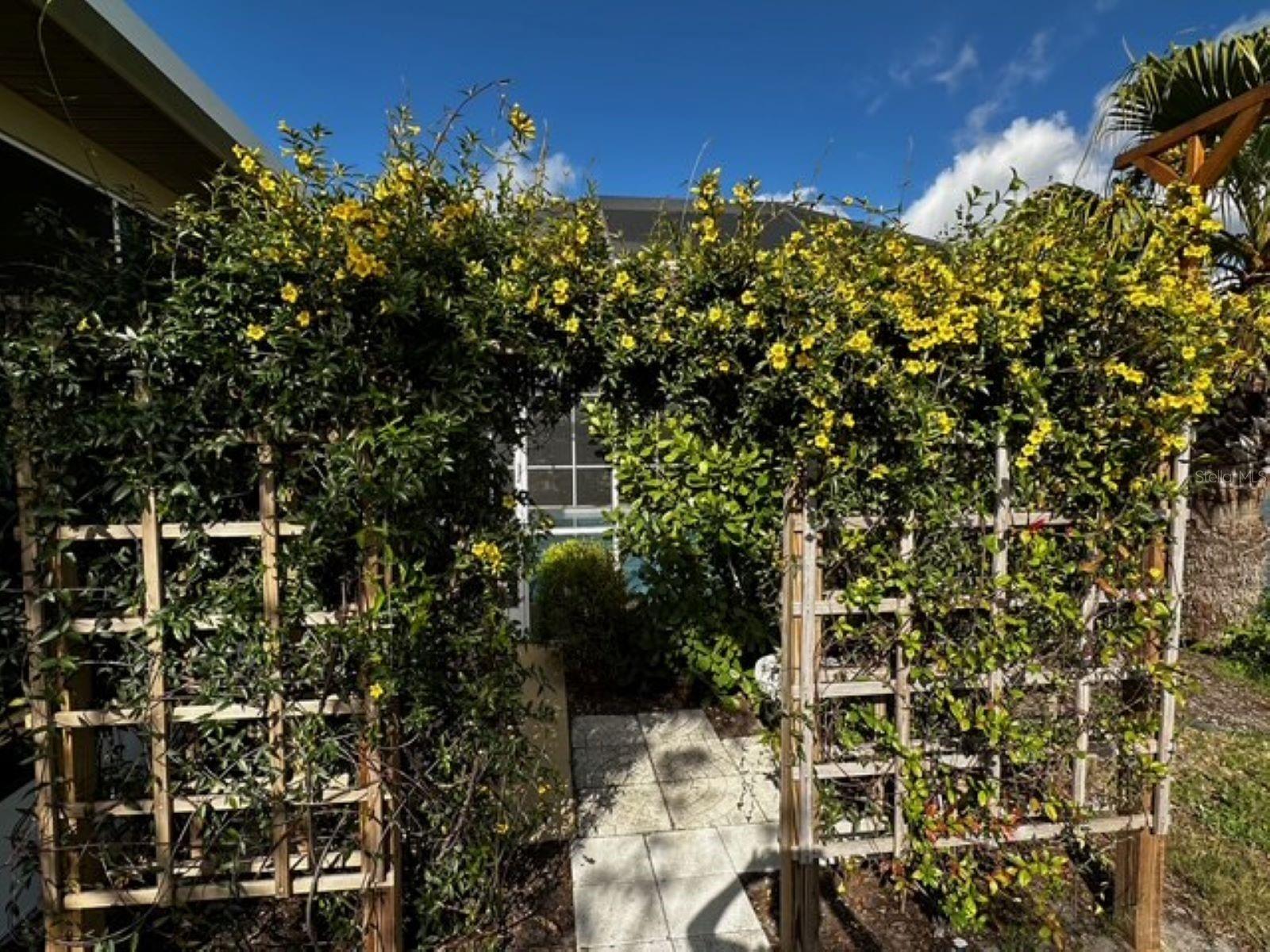 SUGAR MILL LAKES PH 1 - Residential