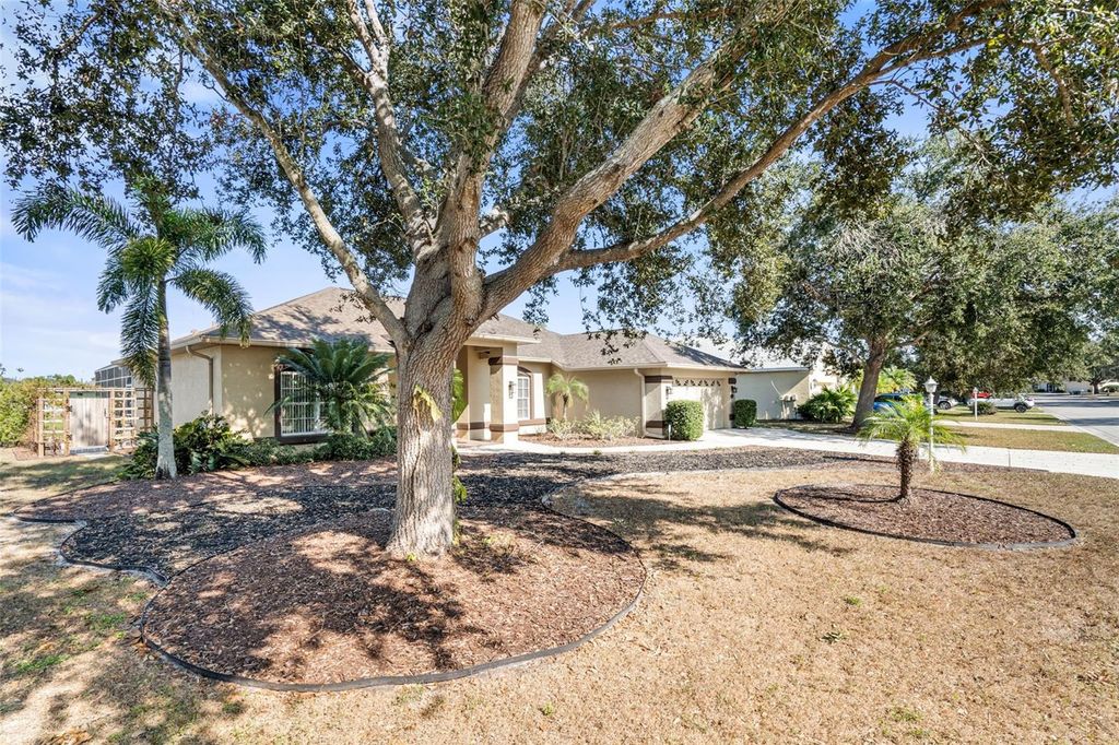 Photo of 4542 35th Avenue Circle E, Palmetto, FL 34221 (MLS # A4673731)