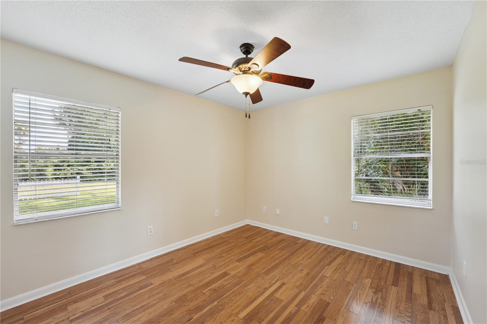HILLCREST UR SUB - Residential