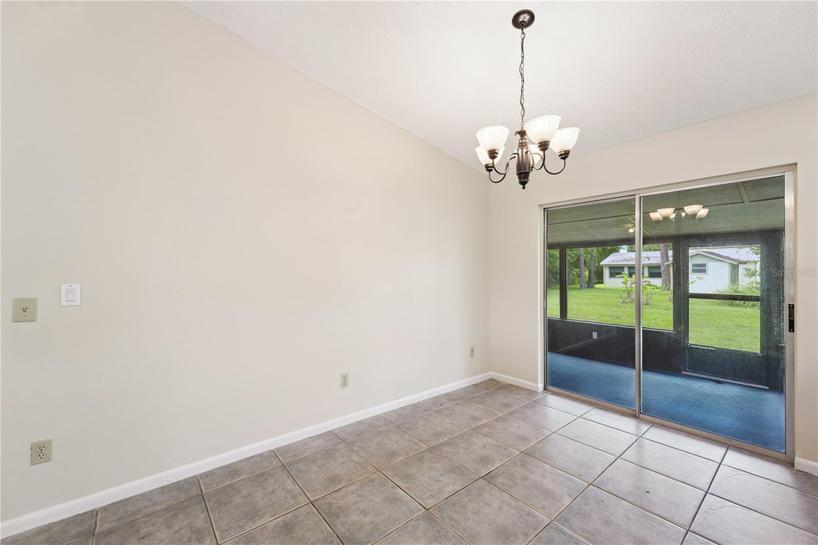 HILLCREST UR SUB - Residential
