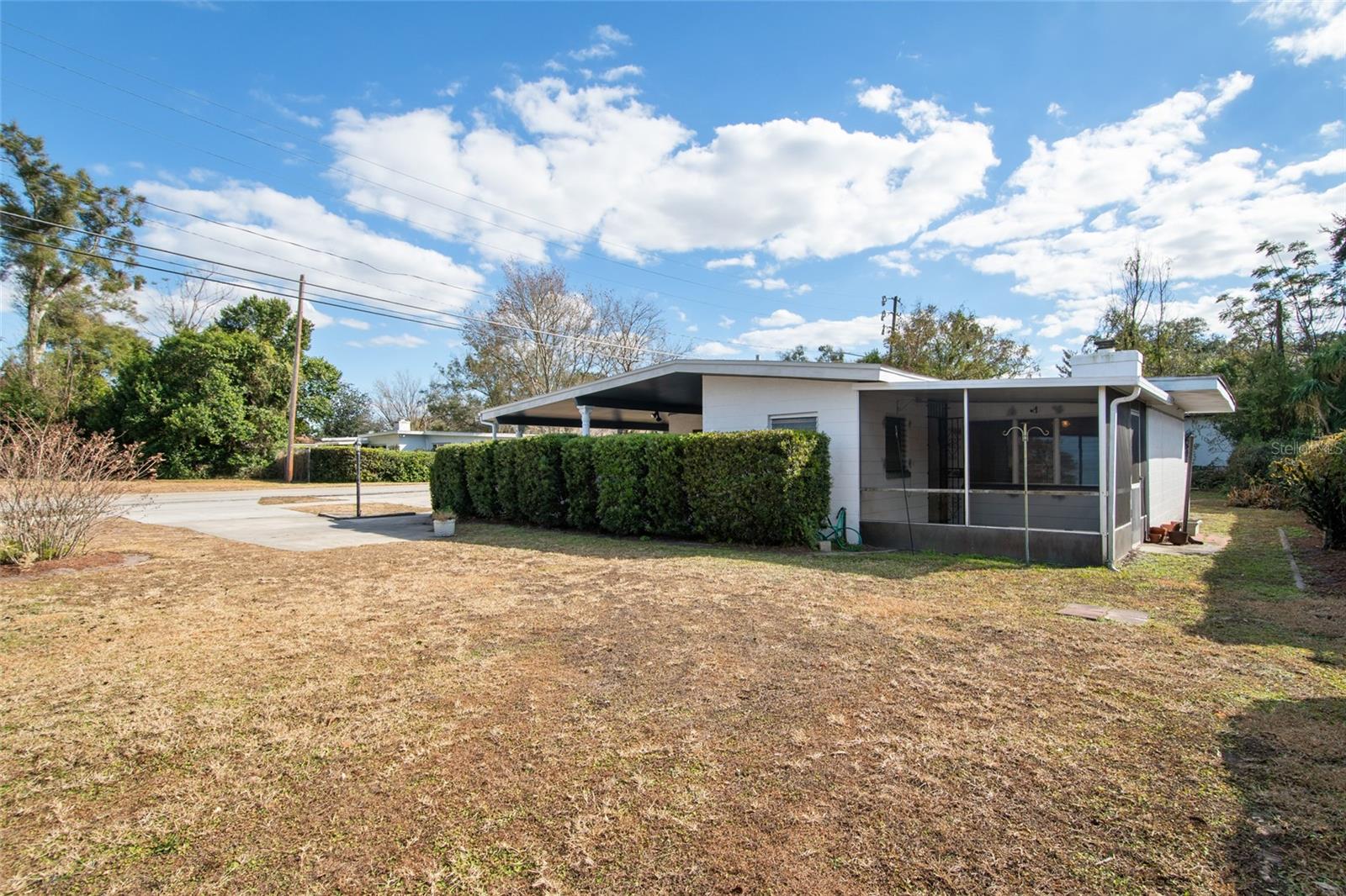 3302 S CRYSTAL LAKE DRIVE